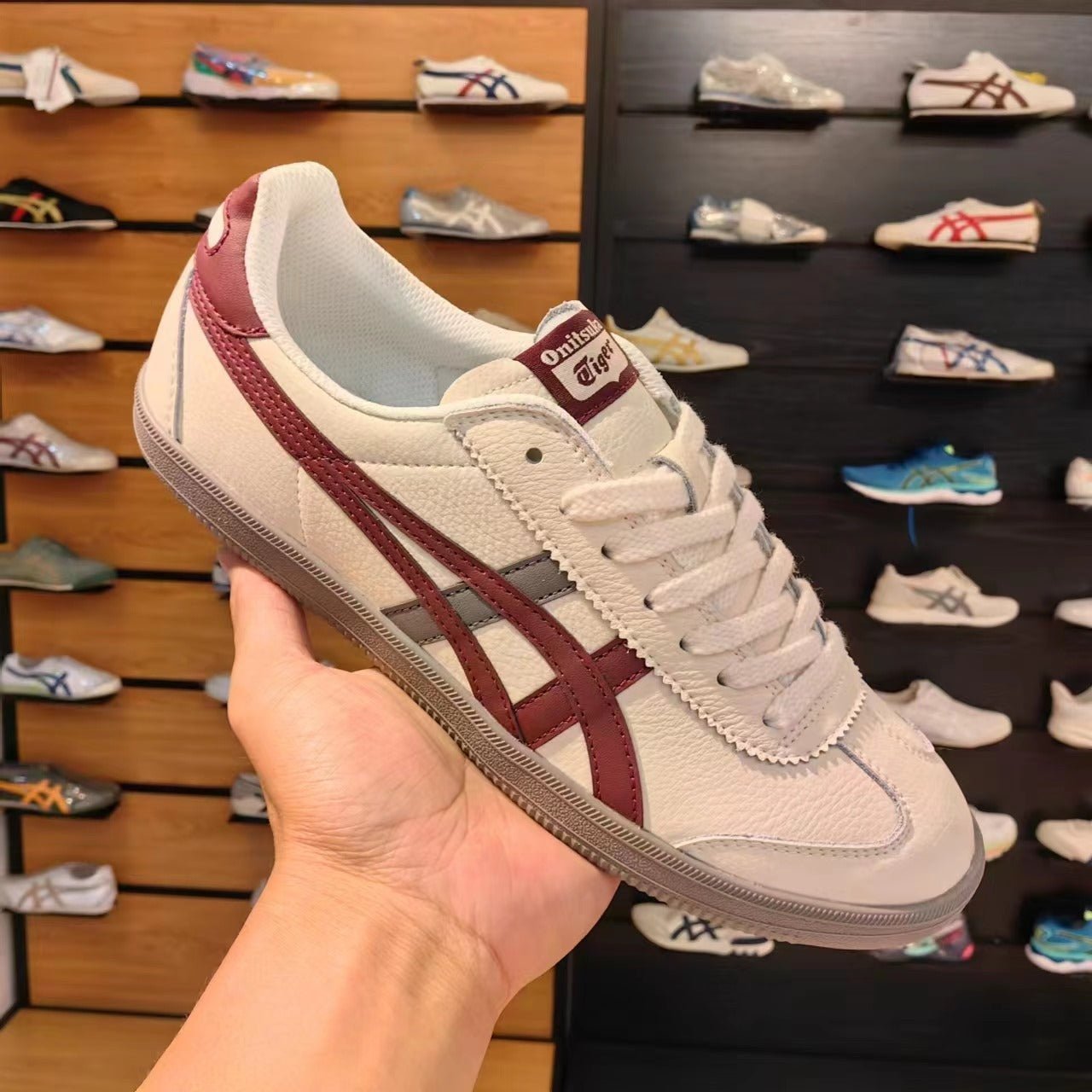 Branded Tiger Sneakers Tokuten  Cream Red