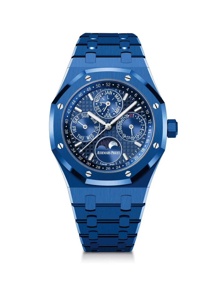 Audemars Piguet AP Royal Oak Dark blue Chronograph Metal - Image 4