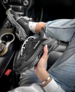 _Balenciaga_Triple S Clear Sole Black (139)