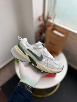 V2K Run White Green For men sale