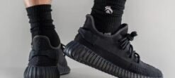 Yeezy 350 Boost Onyx Semi UA Quality With All Accessories