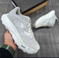 the north facee Vectiv Enduris 4 323