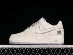 Undefeated x Nikee Air Force 1 07 Low Cream Light Grey