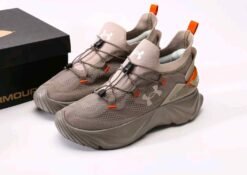 UnderArmour UA Khaki Brown